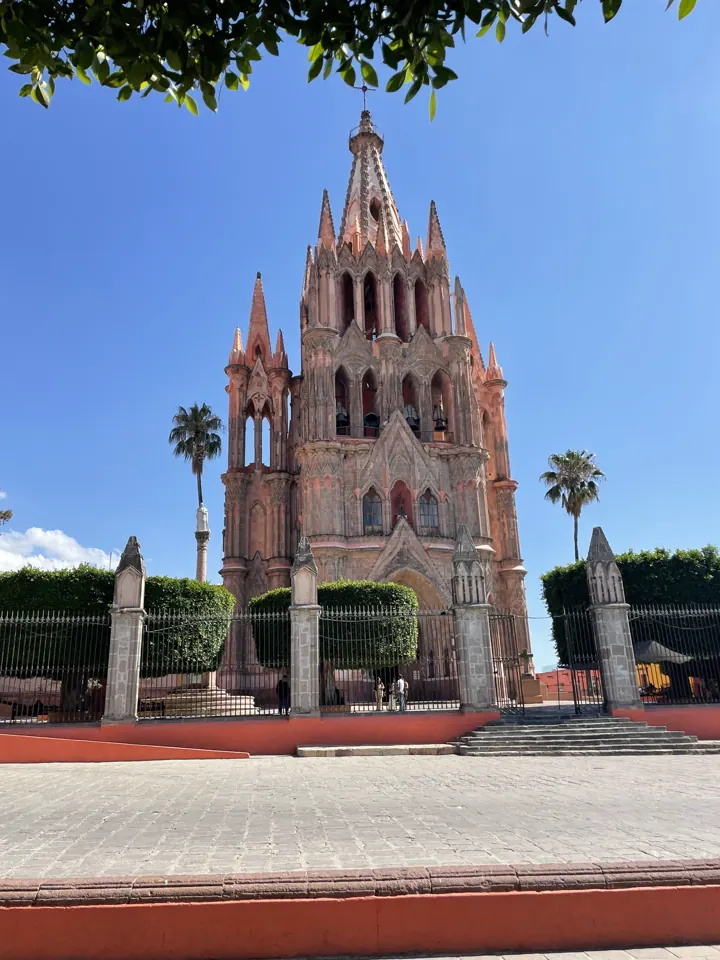 The pink Parroquia church in San Miguel de Allende